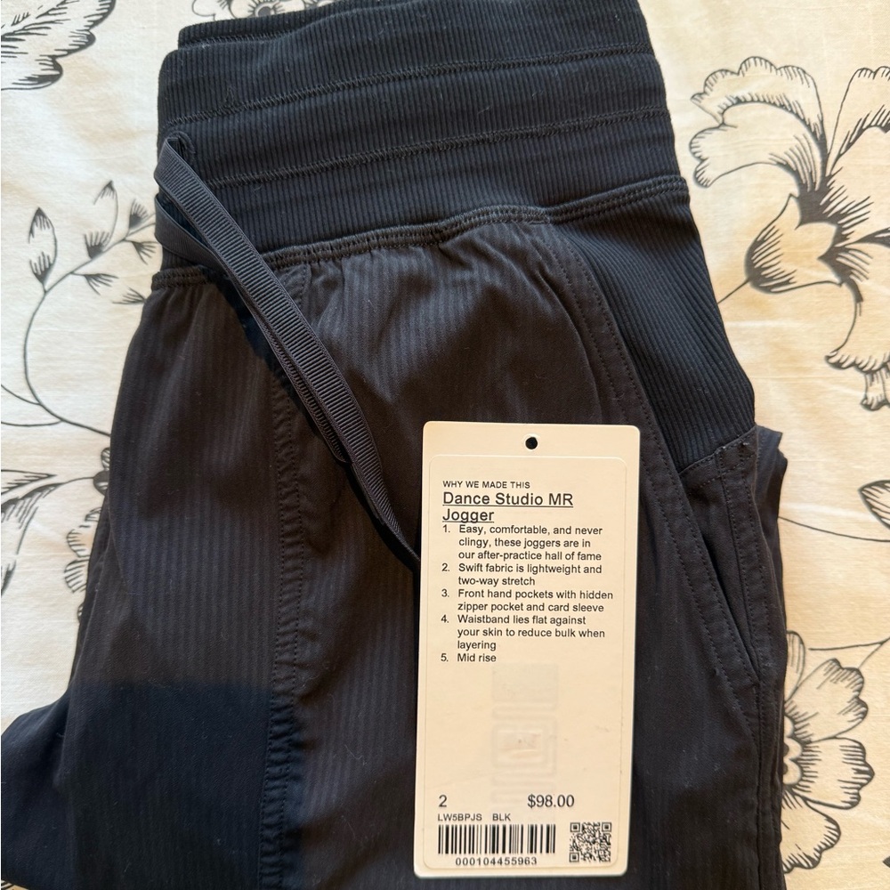 Lululemon Dance Studio Jogger - Black Size 2